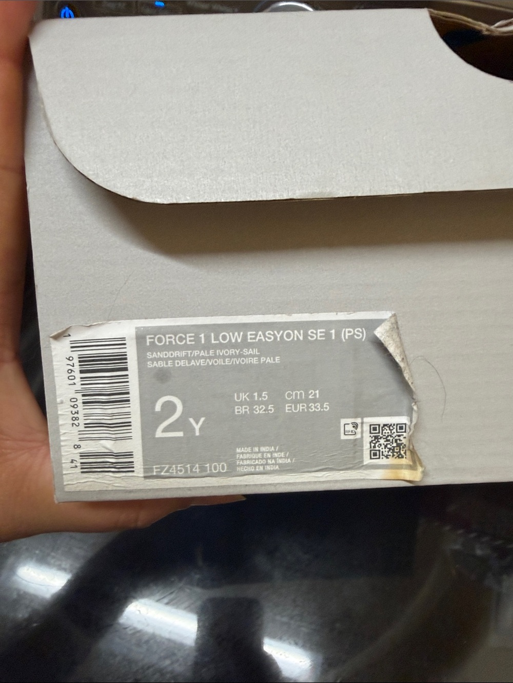 Nike Force 1 Low EasyOn SE 1 in Sanddrift and Pale Ivory